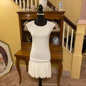 ❤️Iisli Asti Fresh White Pleated Shift Dress. Size S.